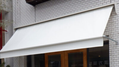 昔ながらの巻き上げテントを新設｜使いやすさと安心感を両立